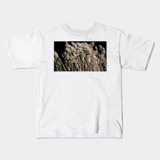 Grass In The Wind Kids T-Shirt